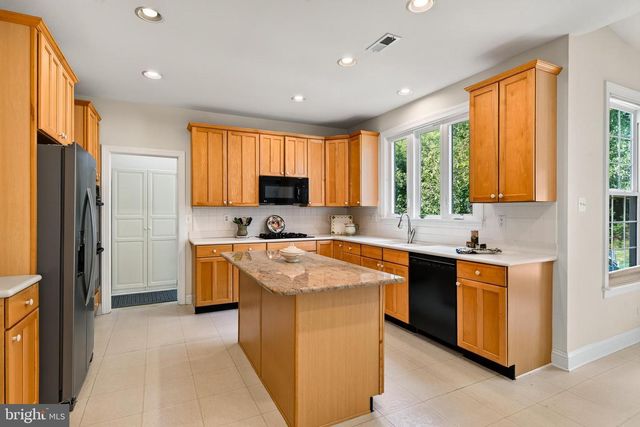 328 CREEK CROSSING LN, Chester Springs, PA 19425