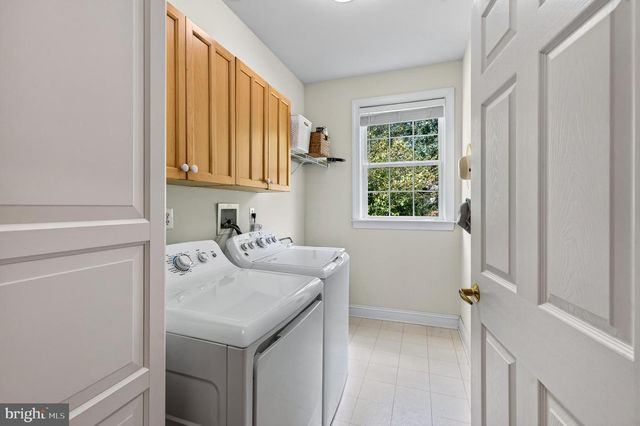 328 CREEK CROSSING LN, Chester Springs, PA 19425
