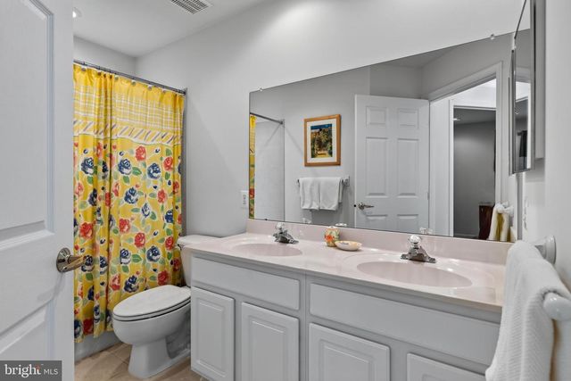 328 CREEK CROSSING LN, Chester Springs, PA 19425