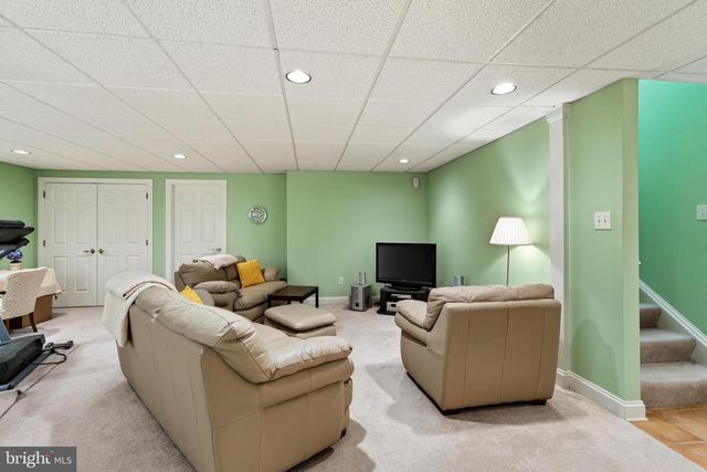328 CREEK CROSSING LN, Chester Springs, PA 19425