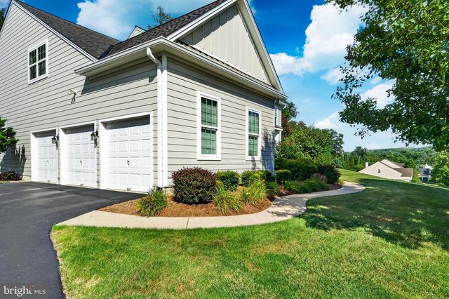 328 CREEK CROSSING LN, Chester Springs, PA 19425