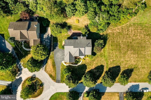 328 CREEK CROSSING LN, Chester Springs, PA 19425
