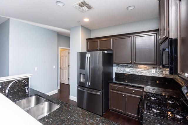 6216 Lonetree Blvd, Rocklin, CA 95765