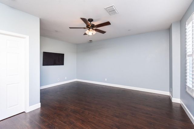 6216 Lonetree Blvd, Rocklin, CA 95765