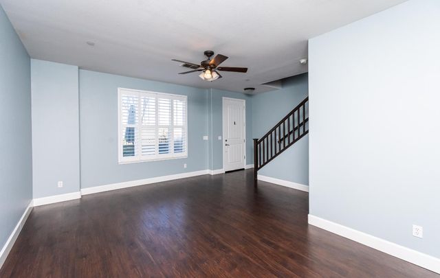 6216 Lonetree Blvd, Rocklin, CA 95765