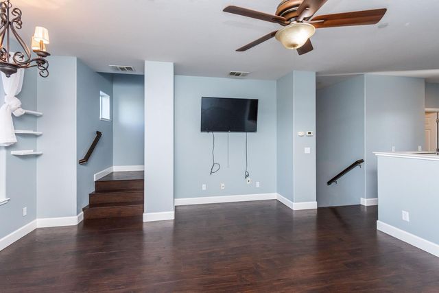 6216 Lonetree Blvd, Rocklin, CA 95765