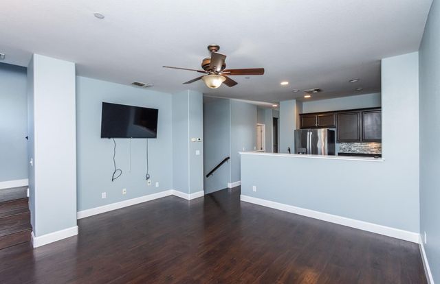 6216 Lonetree Blvd, Rocklin, CA 95765