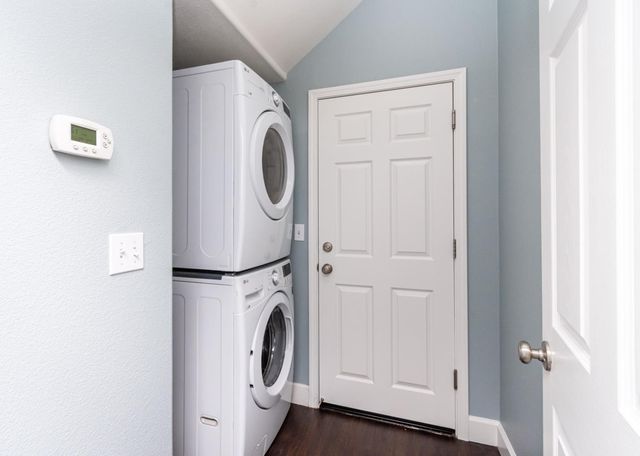 6216 Lonetree Blvd, Rocklin, CA 95765