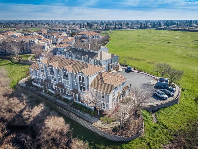 6216 Lonetree Blvd, Rocklin, CA 95765