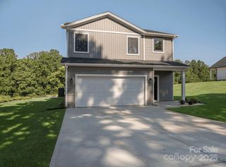 713 32nd Street NE, Conover, NC 28613