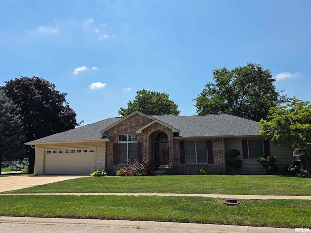 133 Manor Hill Drive, Chatham, IL 62629