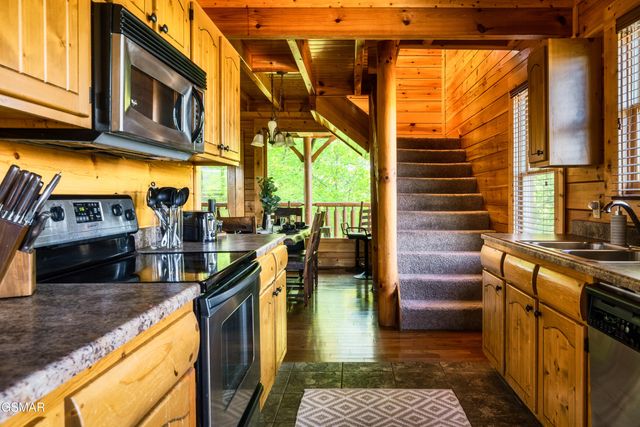 2739 Mountain Preserve Drive, Sevierville, TN 37862