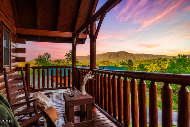 2739 Mountain Preserve Drive, Sevierville, TN 37862