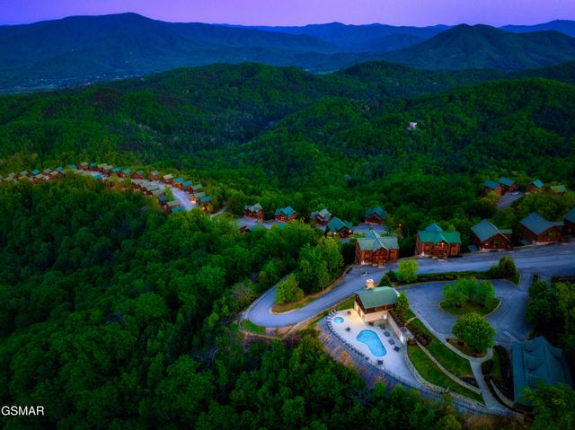2739 Mountain Preserve Drive, Sevierville, TN 37862