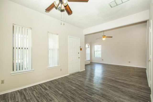8406 Americas Cup Drive, Rowlett, TX 75089