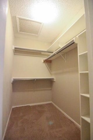 2714 McCart Avenue, Fort Worth, TX 76110
