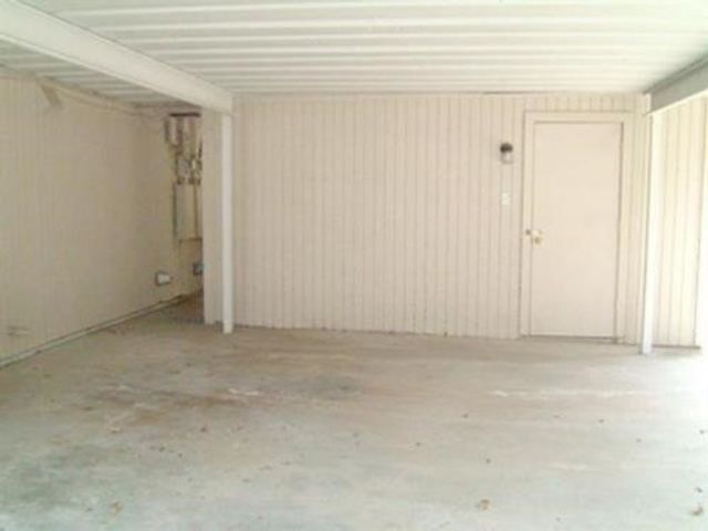 2714 McCart Avenue, Fort Worth, TX 76110