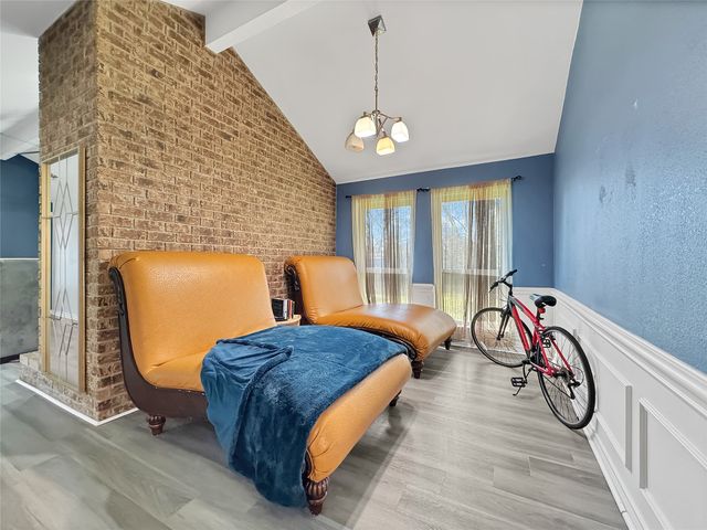 816 Woodridge Drive, Desoto, TX 75115