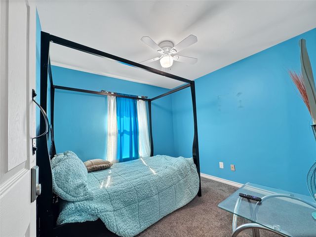 816 Woodridge Drive, Desoto, TX 75115