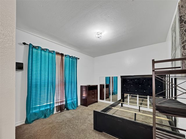 816 Woodridge Drive, Desoto, TX 75115