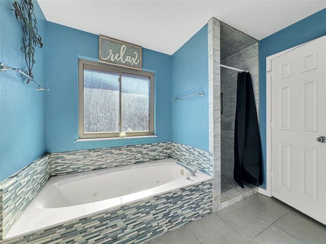 816 Woodridge Drive, Desoto, TX 75115