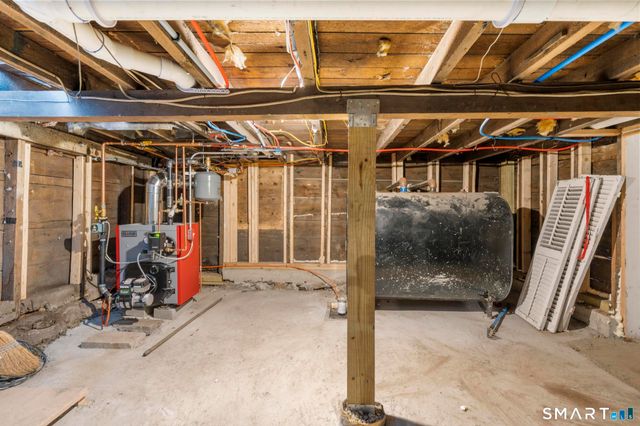 13 Harland Road, Norwich, CT 06360