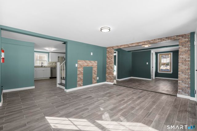 13 Harland Road, Norwich, CT 06360