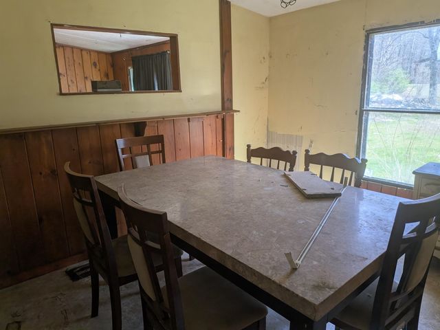 19 Easy Avenue, Albany, NH 03818