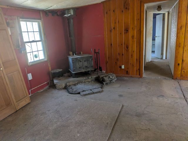 19 Easy Avenue, Albany, NH 03818