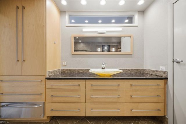 500 Winston Salem Ave Apt 503, Virginia Beach, VA 23451