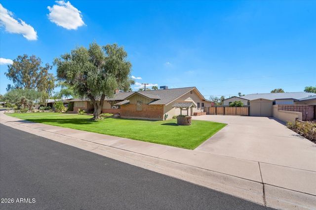 321 E Concorda Drive, Tempe, AZ 85282
