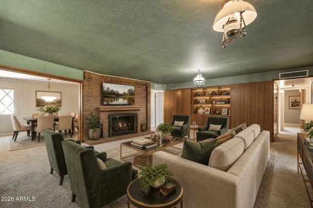 321 E Concorda Drive, Tempe, AZ 85282