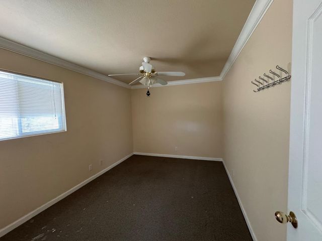 1063 Skyline Dr, Auburn, CA 95602