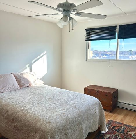 315 Des Plaines Avenue 406, Forest Park, IL 60130