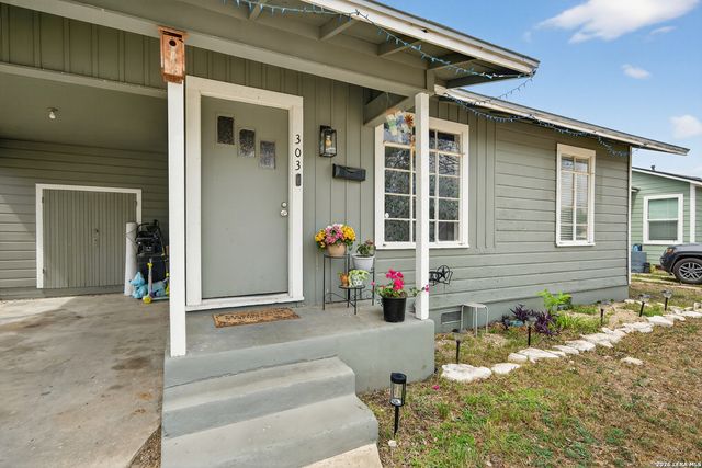 303 Winburn Ave, Schertz, TX 78154