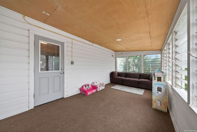 303 Winburn Ave, Schertz, TX 78154