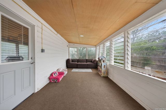 303 Winburn Ave, Schertz, TX 78154