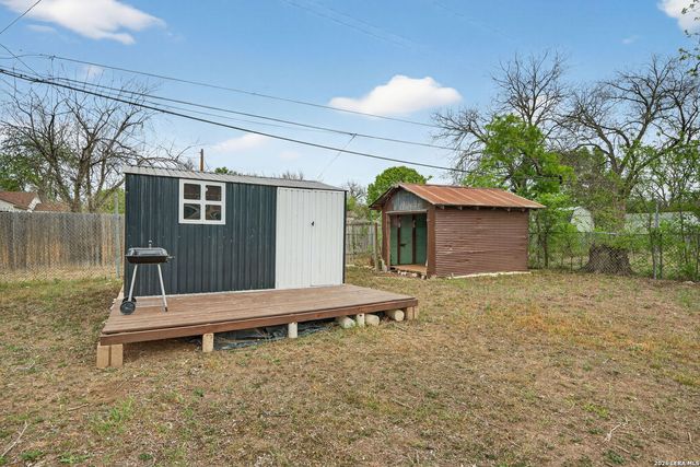 303 Winburn Ave, Schertz, TX 78154