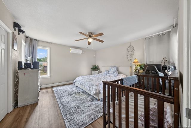 303 Winburn Ave, Schertz, TX 78154