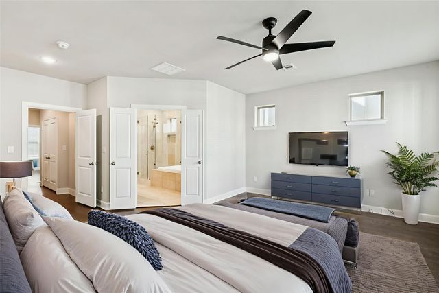 1077 Tea Olive Lane, Dallas, TX 75212