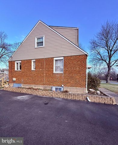 106 BONNET LN, Hatboro, PA 19040