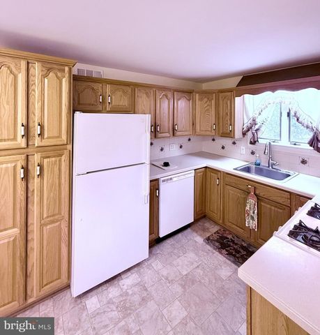 106 BONNET LN, Hatboro, PA 19040