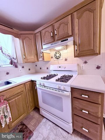 106 BONNET LN, Hatboro, PA 19040