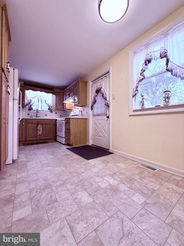 106 BONNET LN, Hatboro, PA 19040