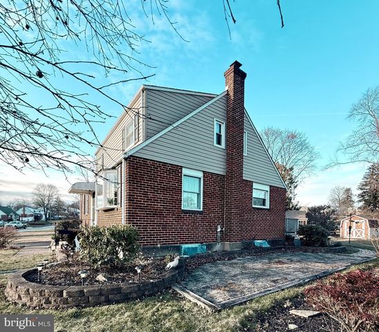 106 BONNET LN, Hatboro, PA 19040