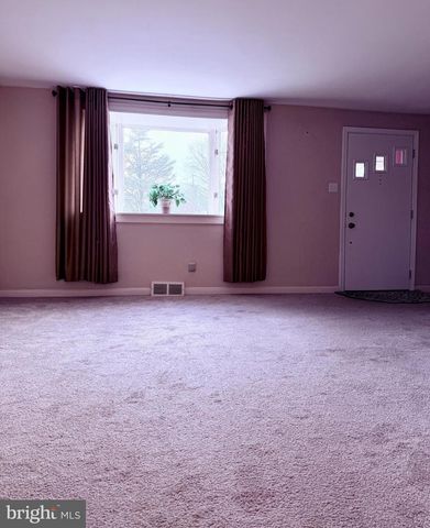 106 BONNET LN, Hatboro, PA 19040