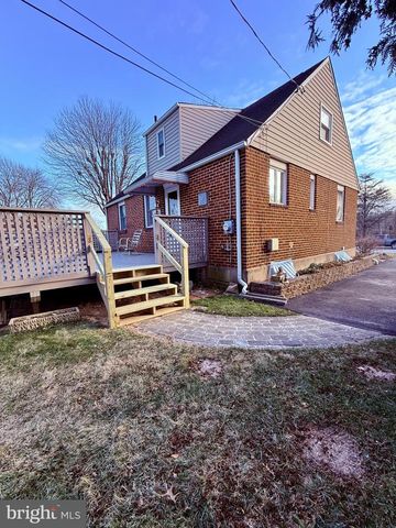 106 BONNET LN, Hatboro, PA 19040