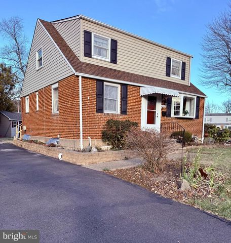106 BONNET LN, Hatboro, PA 19040