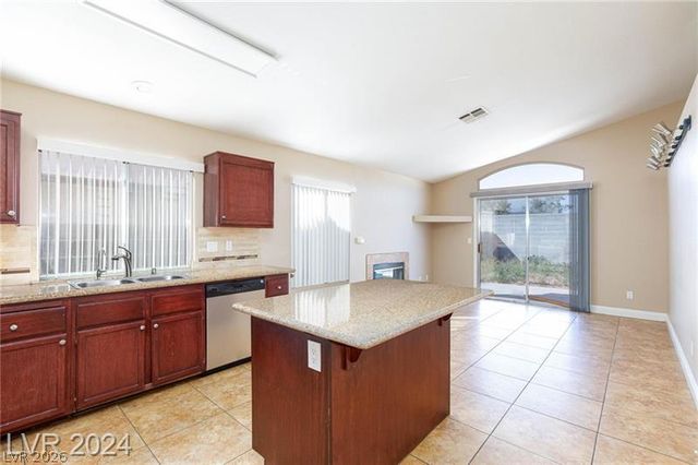 1954 Glistening Sands Drive, Las Vegas, NV 89119