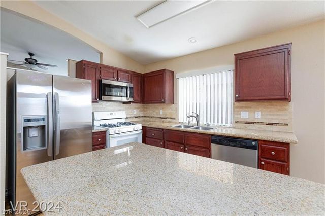 1954 Glistening Sands Drive, Las Vegas, NV 89119